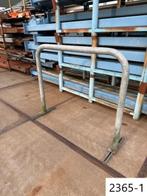 2365. Fietsbeugel / Nietjes / Fietsenrek / Beschermbeugel, Ophalen, Gebruikt