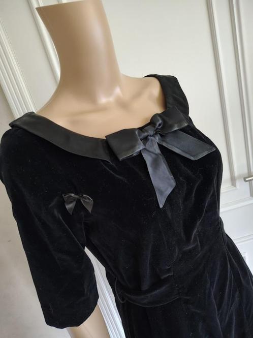 vintage zwart fluwelen jurk, Kleding | Dames, Jurken, Maat 42/44 (L), Zwart, Verzenden