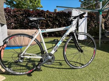 Sportfiets  dames beschikbaar voor biedingen