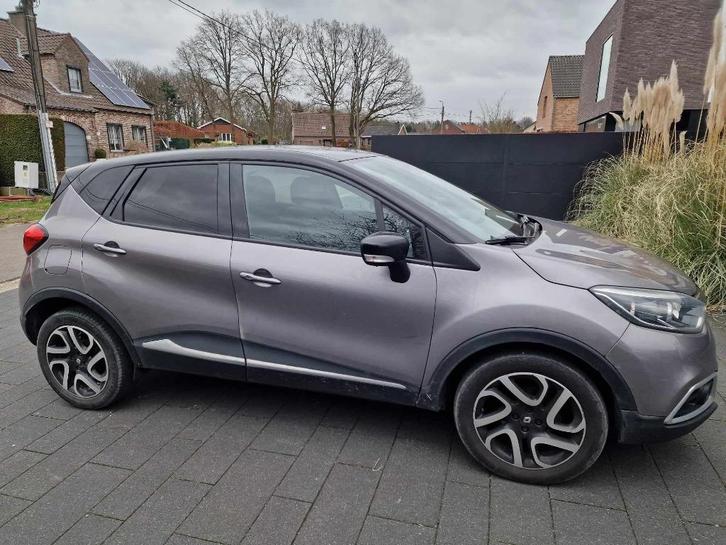 Renault Captur, Auto's, Renault, Particulier, Captur, Benzine, SUV of Terreinwagen, 4 deurs, Ophalen