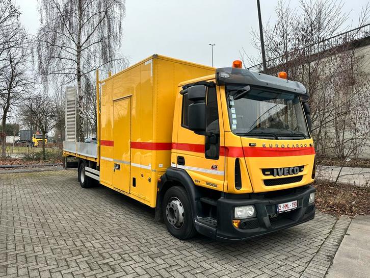 Iveco Eurocargo, Autos, Camions, Particulier, Caméra de recul, Bluetooth, Rétroviseurs électriques, Vitres électriques, Attache-remorque
