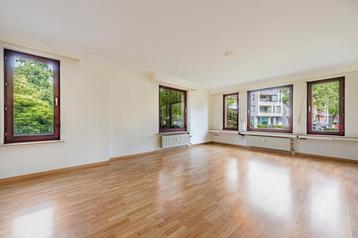 Appartement à Woluwe-Saint-Pierre, 2 chambres beschikbaar voor biedingen