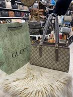 Gucci tas, Handtassen en Accessoires, Tassen | Damestassen, Ophalen of Verzenden, Zo goed als nieuw