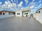 Gerenoveerde vrijstaande bungalow / zwembad   Orihuela Costa, Orihuela Costa, 120 m², Spanje, Woonhuis