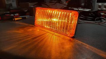 12V Code 3 oranje koplamp beschikbaar voor biedingen