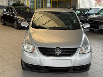 VOLKSWAGEN FOX BENZINE L.EZ 2030 O.K. Bouwjaar 2010, 41.000  beschikbaar voor biedingen