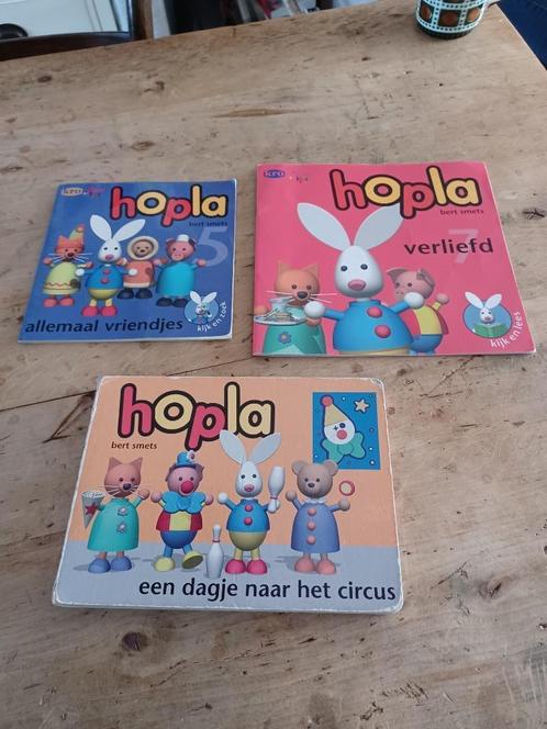 Boekjes HOPLA aan 2 euro per stuk, Boeken, Kinderboeken | Baby's en Peuters, Ophalen of Verzenden