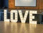 Licht letters LOVE, Ophalen
