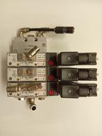Terminal 4 slots avec 3 vannes pneumatiques 5/2 1/8 24V DC, Enlèvement ou Envoi, Utilisé