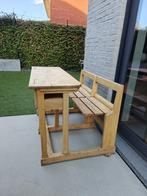 Antieke schoolbank, Enlèvement