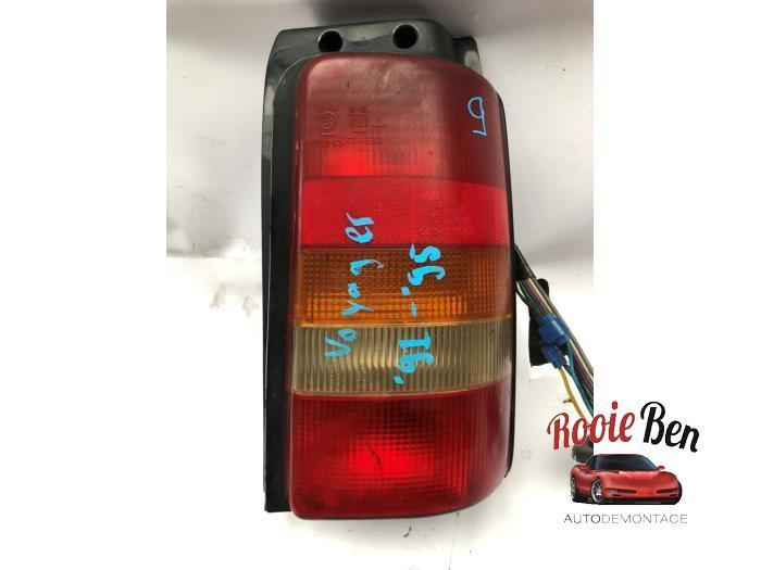 Achterlicht rechts van een Chrysler Voyager, Auto-onderdelen, Verlichting, Chrysler, Gebruikt, 3 maanden garantie, Ophalen of Verzenden