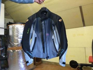 Veste moto été  femme 38 beschikbaar voor biedingen