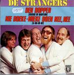 Vinyl, 7"   -   De Strangers – Den Dopper / Nie Doeke-Mieke, Ophalen of Verzenden, Overige formaten