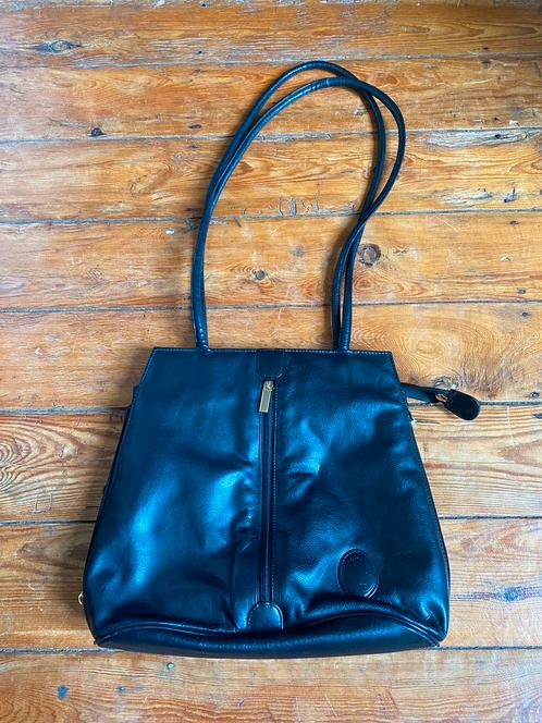 Zwarte leren handtas Vera Pelle, Handtassen en Accessoires, Tassen | Damestassen, Zo goed als nieuw, Handtas, Zwart, Ophalen of Verzenden
