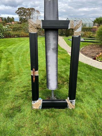 Reynaers (Masterline 8, HI), Ral 9005 ctx, DK 705x1332,5mm beschikbaar voor biedingen