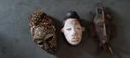 2 prachtig afgewerkte afrikaanse maskers Afrika masker, Ophalen of Verzenden
