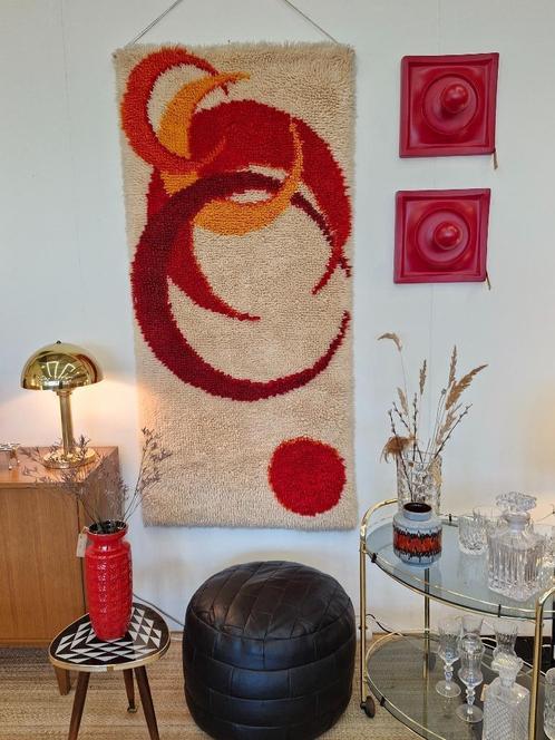 Vintage wandkleed / tapijt geometrisch space age 70s, Huis en Inrichting, Woonaccessoires | Wanddecoraties, Gebruikt, Ophalen