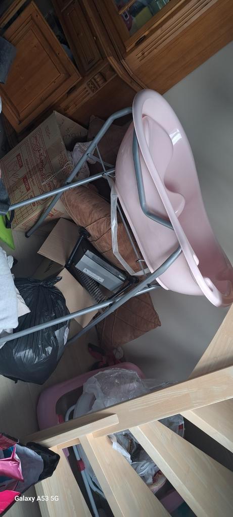 Bad op onderstel met luieremmer., Kinderen en Baby's, Badjes en Verzorging, Zo goed als nieuw, Luieremmer, Ophalen