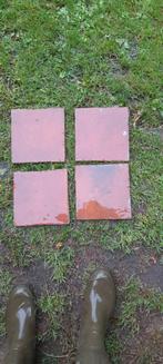 Antieke rode en zwarte boomse tegels, Bricolage & Construction, Dalles & Carrelages, Enlèvement