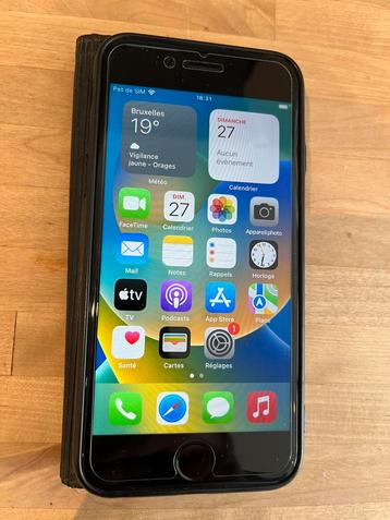 iPhone 8 - Zwart - Onberispelijke staat - 92% batterij beschikbaar voor biedingen