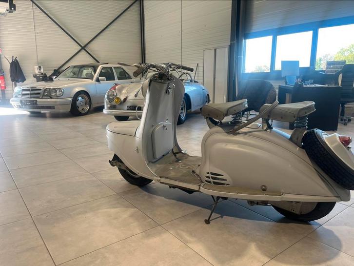 Peugeot s57, Motoren, Motoren | Oldtimers, Scooter, 11 kW of minder, 1 cilinder, Ophalen