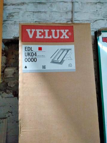 Velux EDL UK04 disponible aux enchères