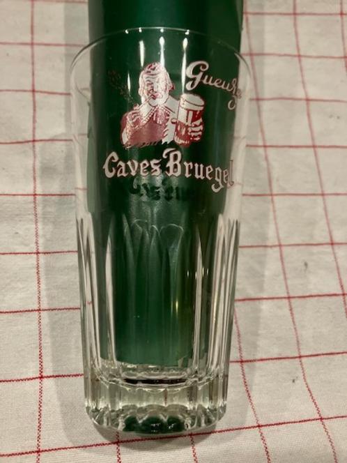 GLAS KRIEK CAVES BREUGEL 25 CL H : 14 CM, Verzamelen, Glas en Drinkglazen, Zo goed als nieuw, Bierglas, Ophalen of Verzenden