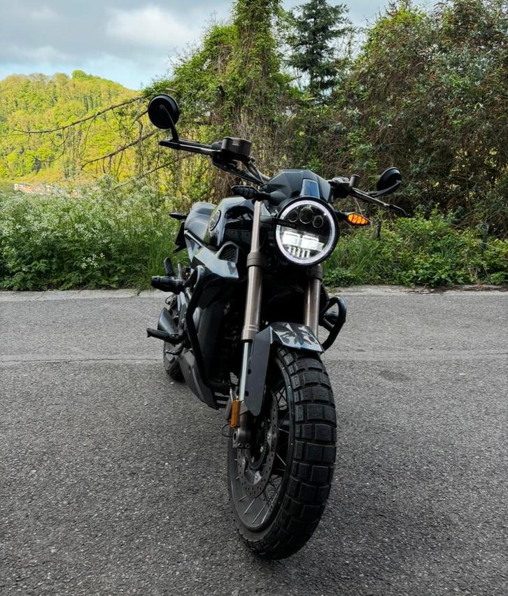 Zontes 125cc scambler zt125 g1, Motoren, Overige Motoren, 11 kW of minder, 1 cilinder, Ophalen
