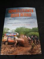 Jeroen Peters - Oranjeleeuwen door Afrika, Ophalen of Verzenden, Jeroen Peters; Stefan van Herten; Laurens Ultee; Frank Daamen