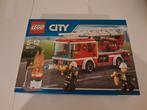 Lego brandweerwagen 60107 met doos, Kinderen en Baby's, Speelgoed | Duplo en Lego, Ophalen of Verzenden, Zo goed als nieuw, Lego