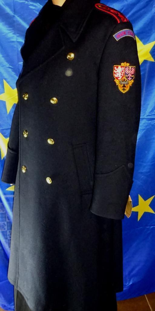 Mantel Paleiswacht HRADNI STRAZ, Verzamelen, Militaria | Algemeen, Rijkswacht, Kleding of Schoenen, Verzenden
