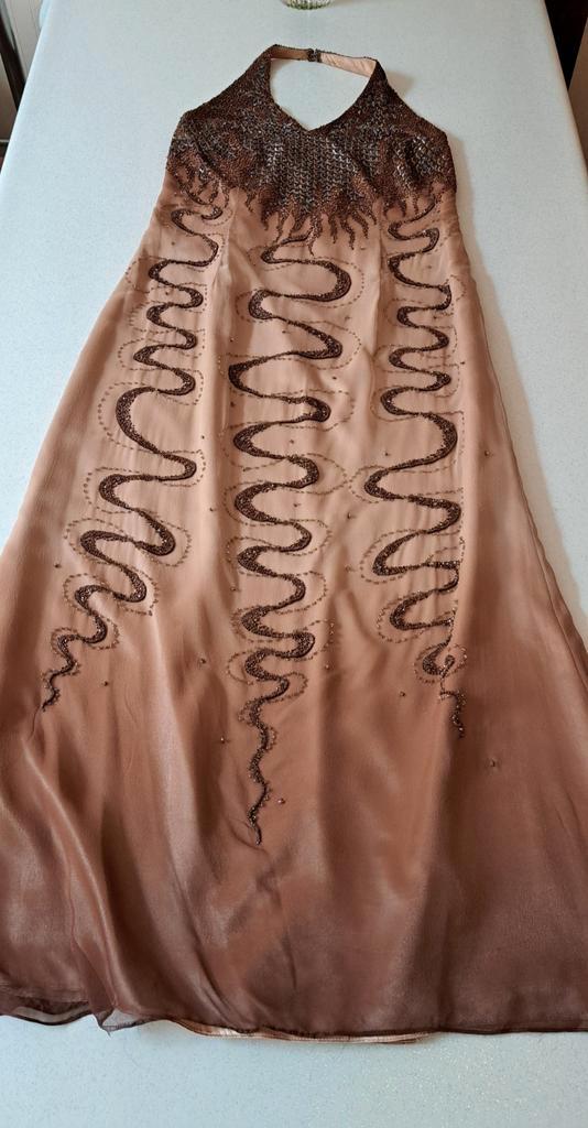 T.46 cocktailjurk „Gribha”, Kleding | Dames, Gelegenheidskleding, Zo goed als nieuw, Cocktailjurk, Maat 46/48 (XL) of groter, Bruin