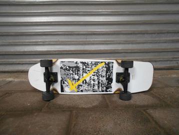 TE KOOP: SKATEBOARD OXELO met knie/pols en elleboogbescherme