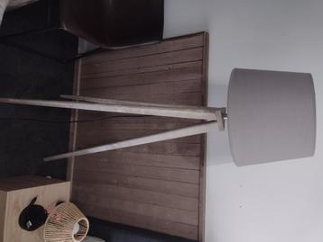 Vloerlamp, Ophalen, Zo goed als nieuw