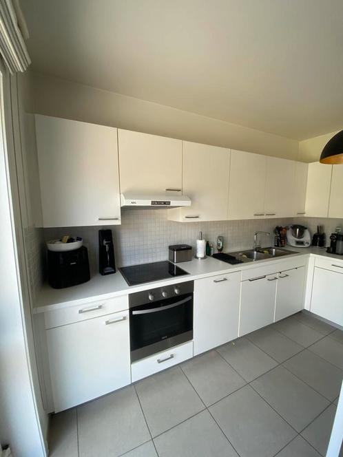 Witte keuken - zelf af te breken - prijs o.v.t.k., Huis en Inrichting, Keuken | Complete keukens, Gebruikt, Hoekkeuken, Wit, Ophalen