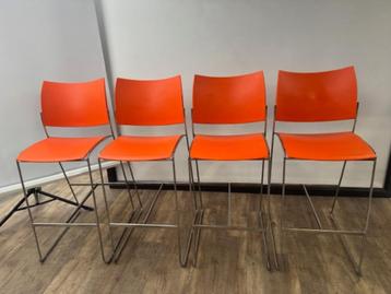 Casala Curvy design barkruk beschikbaar voor biedingen