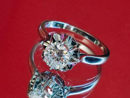 Solitaire met diamant 0,82 D/VS2, certificaat ALGT, Handtassen en Accessoires, Ringen, Zo goed als nieuw, 17 tot 18, Goud, Goud