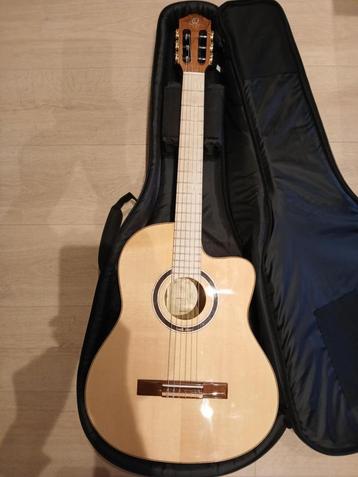Guitare Electro Classique ORTEGA TZSM-3 beschikbaar voor biedingen