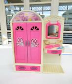 Kleerkast en toilettafel voor Barbie, Ophalen of Verzenden, Gebruikt, Poppenhuis