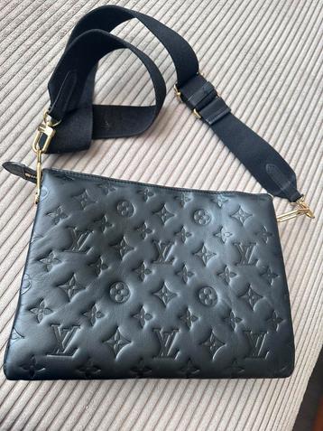 Sac Louis vuitton Pm coussin beschikbaar voor biedingen