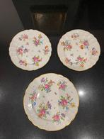 3 porseleinen borden, Ophalen of Verzenden