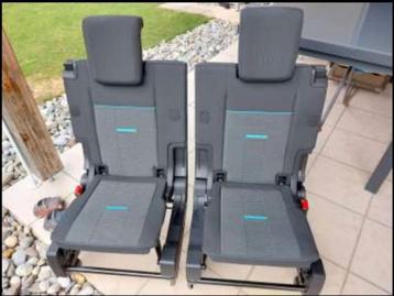 Nieuwe stoelen beschikbaar voor biedingen