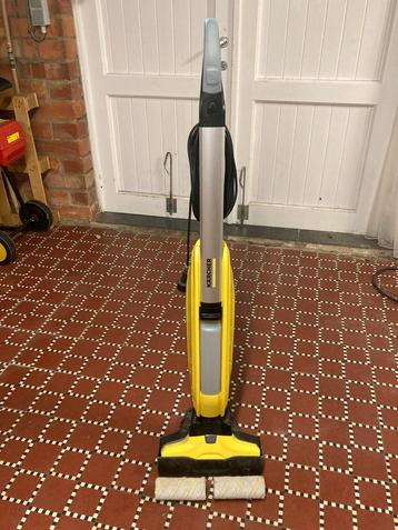 Karcher FC5 dweil en stofzuiger in 1, Maison & Meubles, Produits de nettoyage, Enlèvement, Autres types