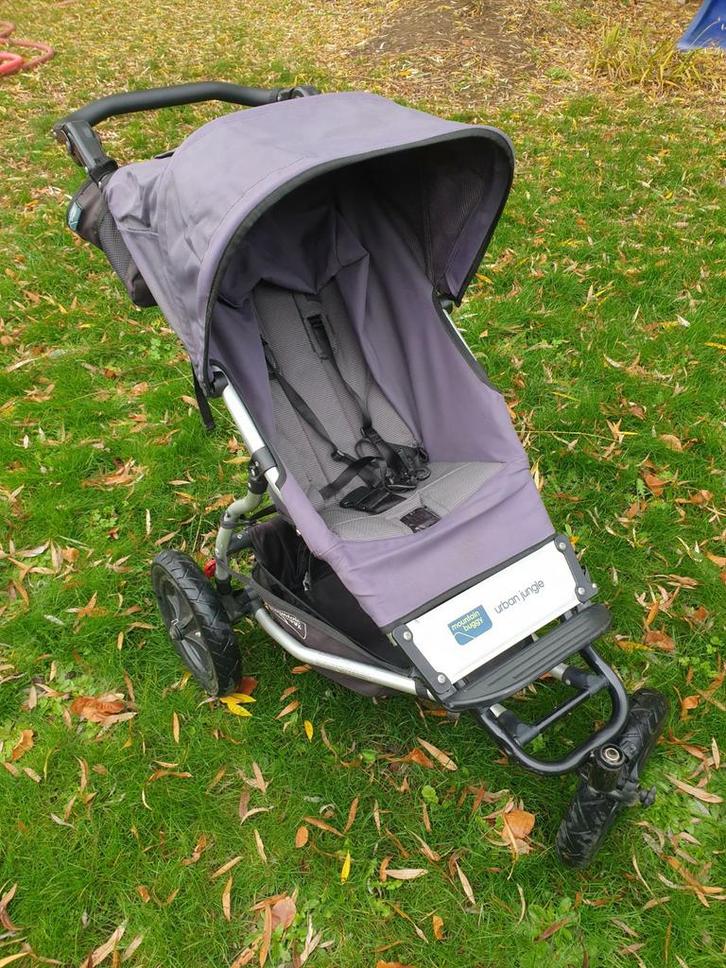 Buggy Urban Jungle Mountain, Enfants & Bébés, Buggys, Utilisé, Autres marques, Protection de pluie, Dossier réglable, Couverture pieds