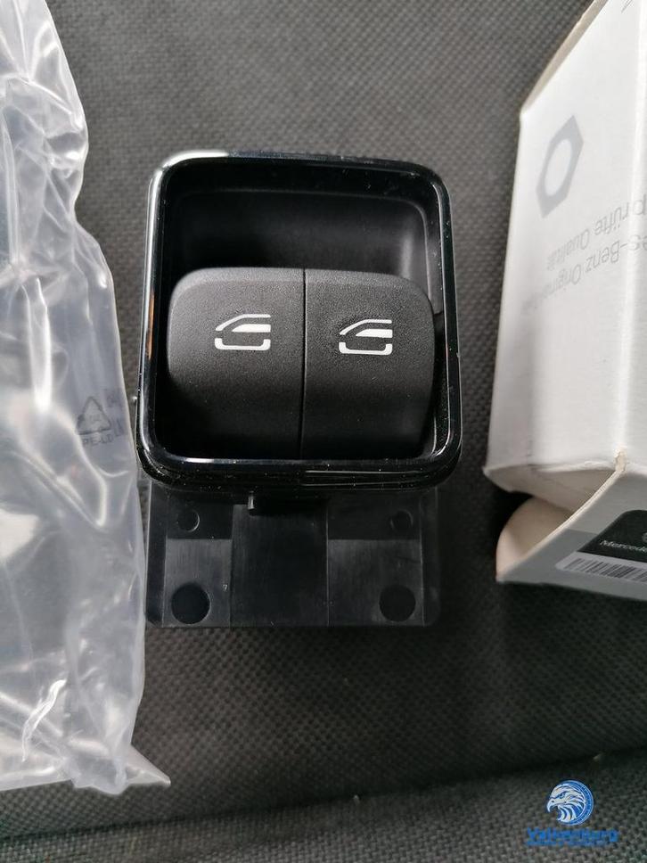 Nieuwe originele Mercedes Sprinter B907 B910 combi raamschak, Auto-onderdelen, Dashboard en Schakelaars, Nieuw, Verzenden