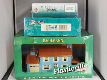 3 maquettes Bachmann échelle O (Maison-Bar à glaces-Gare)