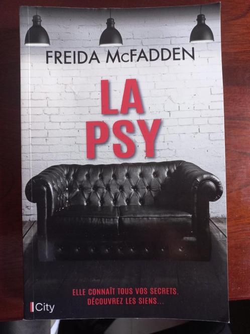 livre roman " La Psy " - McFadden F., Boeken, Romans, Zo goed als nieuw, Ophalen