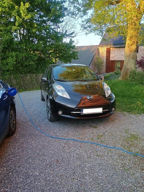 Nissan Leaf 24 kWh uit 2015, Auto's, Nissan, Particulier, Leaf, Lederen bekleding, Stuurwielverwarming, Elektrisch, Leder, Ophalen