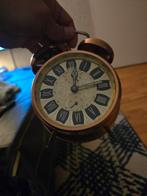 Belle cloche ancienne, Peter, très bon état et fonctionne, Antiquités & Art, Enlèvement ou Envoi