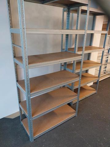 2 stellingkasten beschikbaar voor biedingen